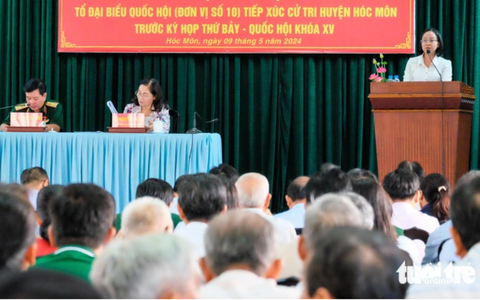 Đề nghị Bộ Công an giải quyết xe ưu tiên lạm dụng đèn, còi không đúng mục đích