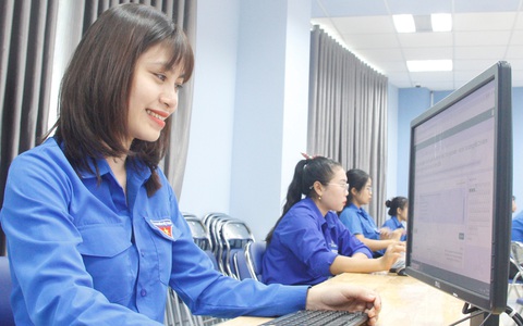 Nhà giáo trẻ so tài kiến thức lý luận