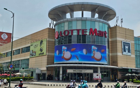Sẽ tháo dỡ 491m² xây không phép của Lotte Mart và nhiều công trình vi phạm tại quận 7