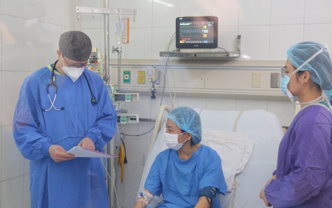 Chỉ còn sống 1-2 ngày, người phụ nữ bất ngờ nhận được gan hiến của người lạ
