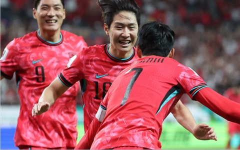 Son Heung Min kiến tạo cho Lee Kang In, Hàn Quốc đánh bại Trung Quốc