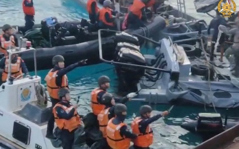 Philippines nói hải cảnh Trung Quốc 'man rợ', Bắc Kinh nói 'biện pháp chuyên nghiệp'