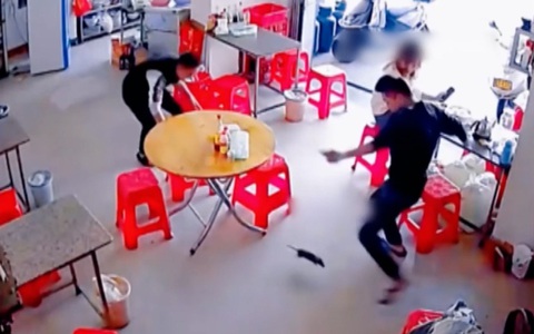 Các cao thủ bắt chuột bằng chân
