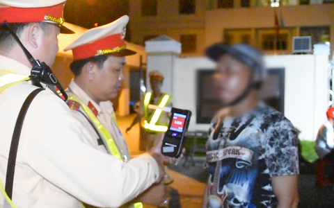 Đa số đại biểu Quốc hội tán thành cấm tuyệt đối nồng độ cồn với tài xế