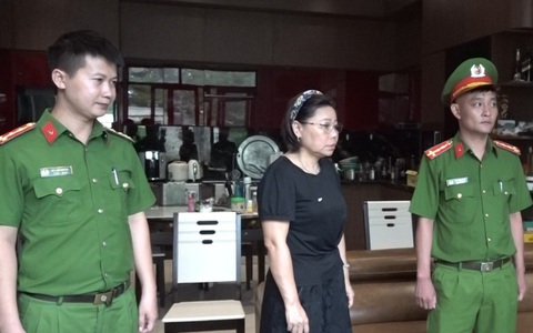 Bắt nguyên giám đốc Trung tâm điều dưỡng người có công Nghệ An