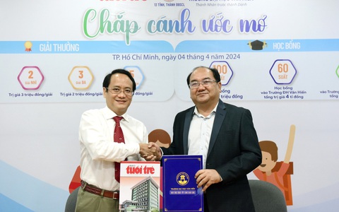Hơn 5,6 tỉ đồng học bổng Chắp cánh ước mơ chờ tân sinh viên