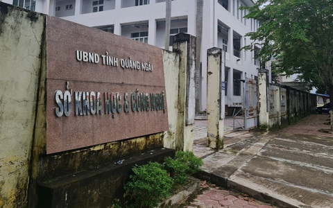 Kiểm điểm giám đốc sở chưa đúng mức độ vi phạm, Tỉnh ủy Quảng Ngãi yêu cầu làm lại