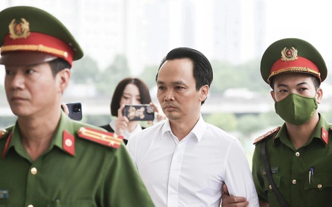Cựu chủ tịch Tập đoàn FLC Trịnh Văn Quyết hầu tòa