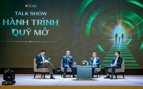 ‘Điểm thăng hoa của thị trường chứng khoán là cuối 2024’