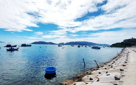 Muốn tái thu phí tham quan vịnh Nha Trang phải bổ sung đầy đủ pháp lý