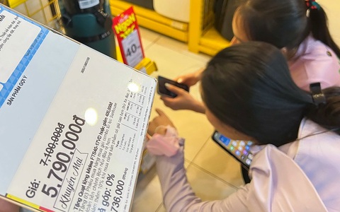 Trong cơn lốc mua đồ trả góp: Đuối nợ vì sa đà mua trả góp