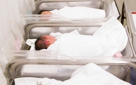 Khủng hoảng y tế kéo dài ở Hàn Quốc: Bệnh viện từ chối đỡ đẻ