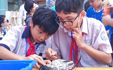 TP.HCM quy định về chương trình nhà trường ngoài giờ chính khóa