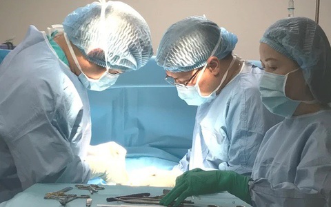 Nhiều cháu bé bị xoắn ruột nhập viện bỏ lỡ 'thời gian vàng'