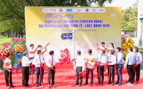 Có con đường mang tên Công nghệ tài chính trong trường đại học