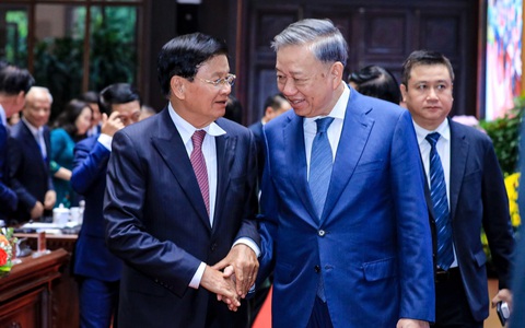 Tổng Bí thư, Chủ tịch nước Lào nói về 4 chữ tình trong quan hệ với Việt Nam
