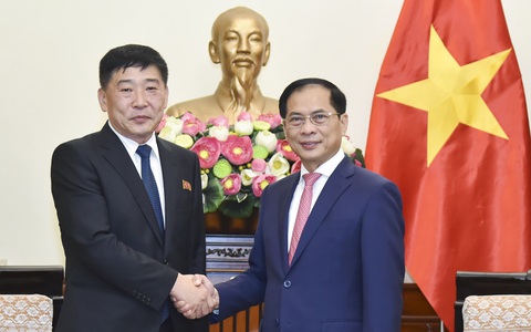 Thứ trưởng Ngoại giao Triều Tiên Pak Sang Gil thăm Việt Nam