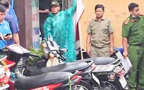 Một bé trai từng ở mái ấm Hoa Hồng quận 12 đã qua đời vì viêm phổi nặng
