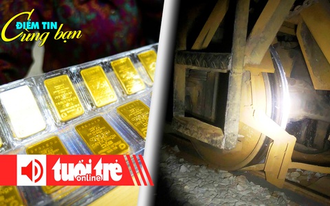 Điểm tin 18h: Giá vàng sập mạnh; Thêm một vụ tàu trật bánh ở Huế