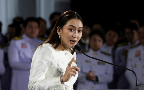 Vua Thái Lan phê chuẩn nội các mới