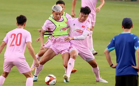Tuyển Việt Nam trước Giải giao hữu quốc tế LPBank Cup 2024: Rèn khả năng tranh chấp