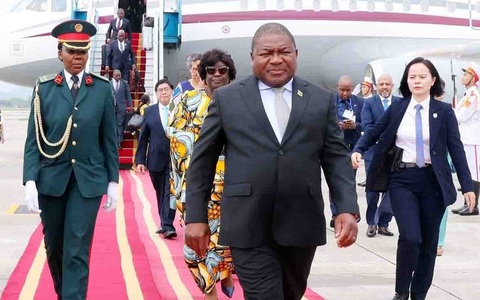 Tổng thống Mozambique bắt đầu thăm chính thức Việt Nam