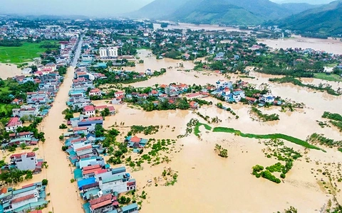 Lũ chưa kịp rút, hôm nay và ngày mai Bắc Bộ vẫn mưa to xối xả