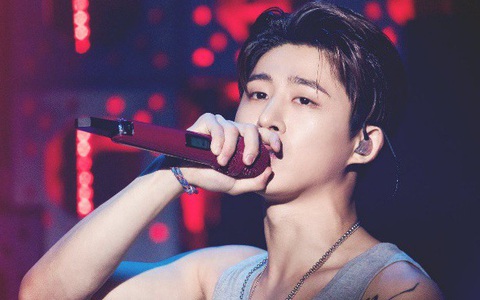 Rapper B.I gửi lời chào đến fan Việt Nam