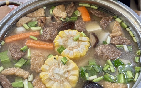 Food tour bằng metro số 1, bạn đã thử chưa?