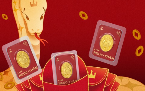 Trang sức vàng trao nhau, hết lòng cho năm mới trọn vẹn