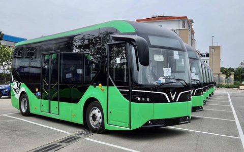 Dàn xe buýt Hà Nội mới có gì: Xe buýt điện VinFast, chở tới 60 người, nhiều công nghệ tiên tiến