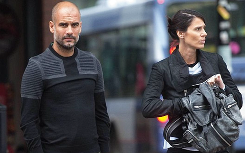HLV Pep Guardiola và vợ Cristina Serra nói lời chia tay sau 30 năm chung sống