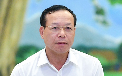 Kéo dài thời gian công tác, giữ nguyên chức vụ với Phó chánh án TAND tối cao Nguyễn Trí Tuệ