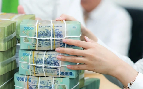 Thủ tướng yêu cầu thanh tra việc tăng lãi suất