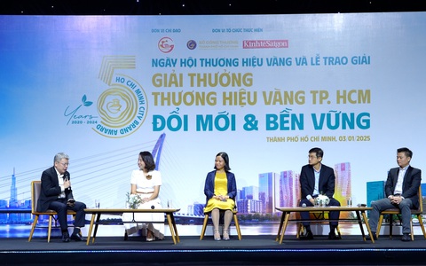 Truyền cảm hứng cho các doanh nghiệp "Đổi mới để vươn mình trong kỷ nguyên mới"