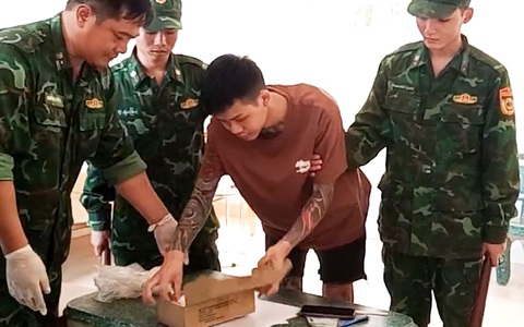 Mang 1.700 viên ma túy qua biên giới, nghi phạm khai được trả công 20 triệu đồng