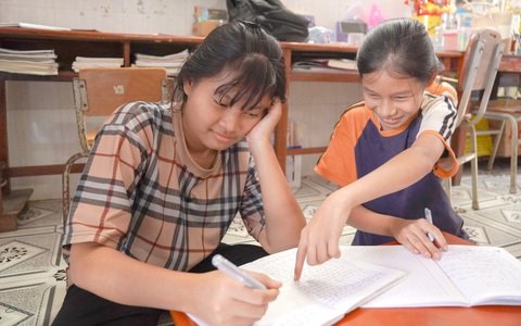 Diễn biến bất ngờ của câu chuyện 2 bé bị trao nhầm ở Bình Phước gần 10 năm trước