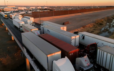 Mexico, Canada tuyên bố trả đũa sắc lệnh thuế quan của ông Trump