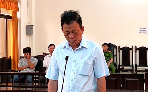 Cựu phó viện trưởng Viện Kiểm sát nhân dân huyện bị phạt tù vì vòi vĩnh