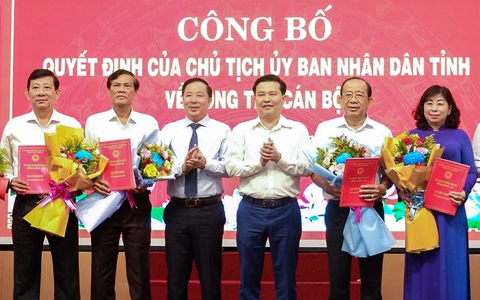 Long An bổ nhiệm 32 lãnh đạo cho 5 sở, 1 ban mới thành lập
