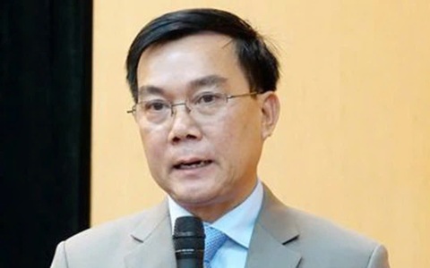 Phó chủ tịch HĐND tỉnh Quảng Ngãi và hai giám đốc sở xin nghỉ hưu trước tuổi