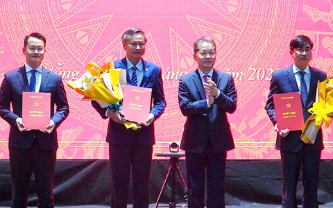 Ông Lê Trung Chinh, ông Nguyễn Đình Vĩnh làm bí thư 2 Đảng bộ mới ở Đà Nẵng