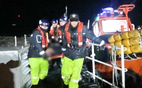 Tìm kiếm thuyền viên người Việt và 6 người mất tích trong vụ chìm tàu cá ở Hàn Quốc