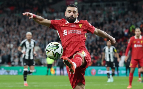 Mohamed Salah ‘tệ chưa từng thấy’ ở trận chung kết League Cup