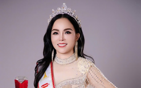 Á hậu 3 Hoa hậu Doanh nhân hòa bình bất ngờ trả vương miện: Lý do thực sự là gì?
