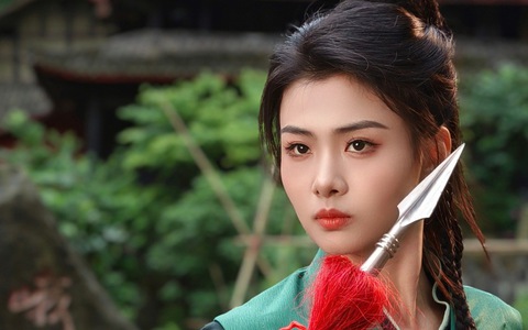 Những 'nữ hiệp' phái Nga Mi ngoài đời thật gây sốt làng võ