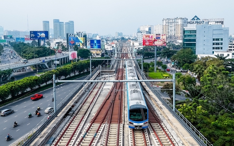 TP.HCM ban hành kế hoạch làm 355km metro, khởi công metro số 2 vào tháng 12-2025
