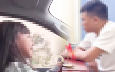 Người đàn ông để bé gái cầm vô lăng lái ô tô trên đường ở Vĩnh Phúc nói gì?