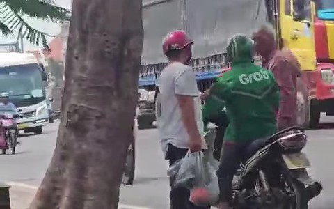 Xác minh clip hai tài xế xe ôm đánh nhau ở Hóc Môn