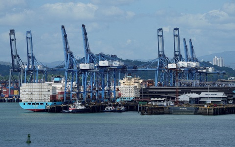 Tập đoàn tỉ phú Lý Gia Thành sẽ không ký bán cảng ở kênh đào Panama cho BlackRock?